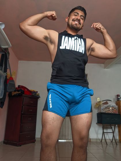 levigolden OnlyFans picture
