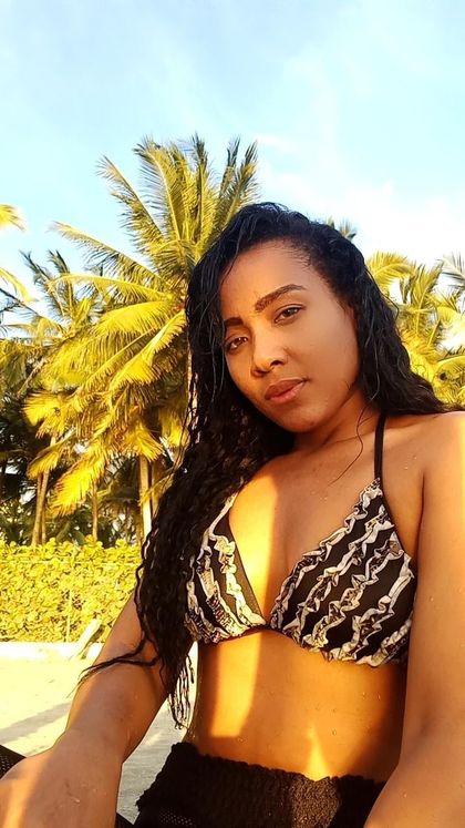 vickyaragon OnlyFans picture