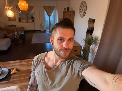 rawkev92 OnlyFans picture