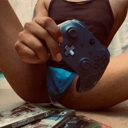 geekieboi OnlyFans picture
