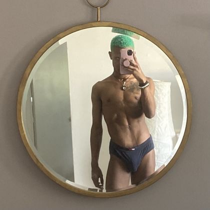 milesmadox OnlyFans picture
