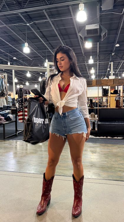miranextdoorx OnlyFans picture