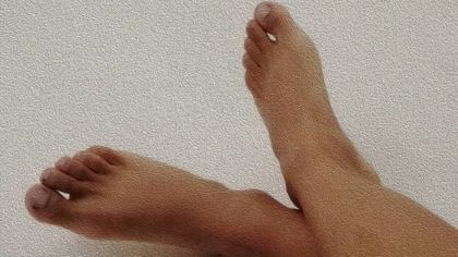 lovelyfeetsayhi OnlyFans picture