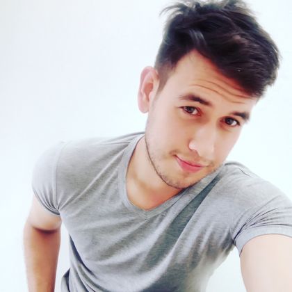 alejandro.r1310 OnlyFans picture