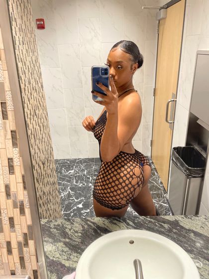 allhailsolana OnlyFans picture