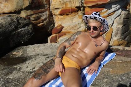 dimikookfreeonlyfans OnlyFans picture