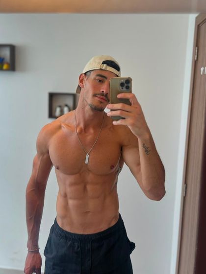 santiferrer_free OnlyFans picture