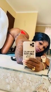 Best Huerob2 OnlyFans Accounts | FansMetrics.com