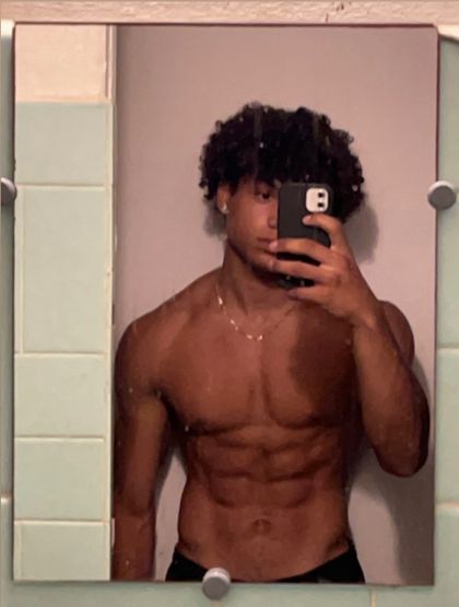 all4uuu OnlyFans picture