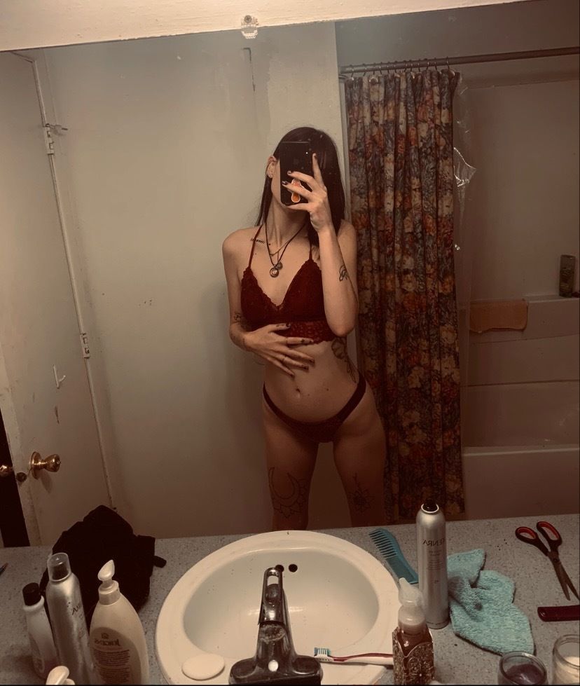 moeeee12 OnlyFans profile picture