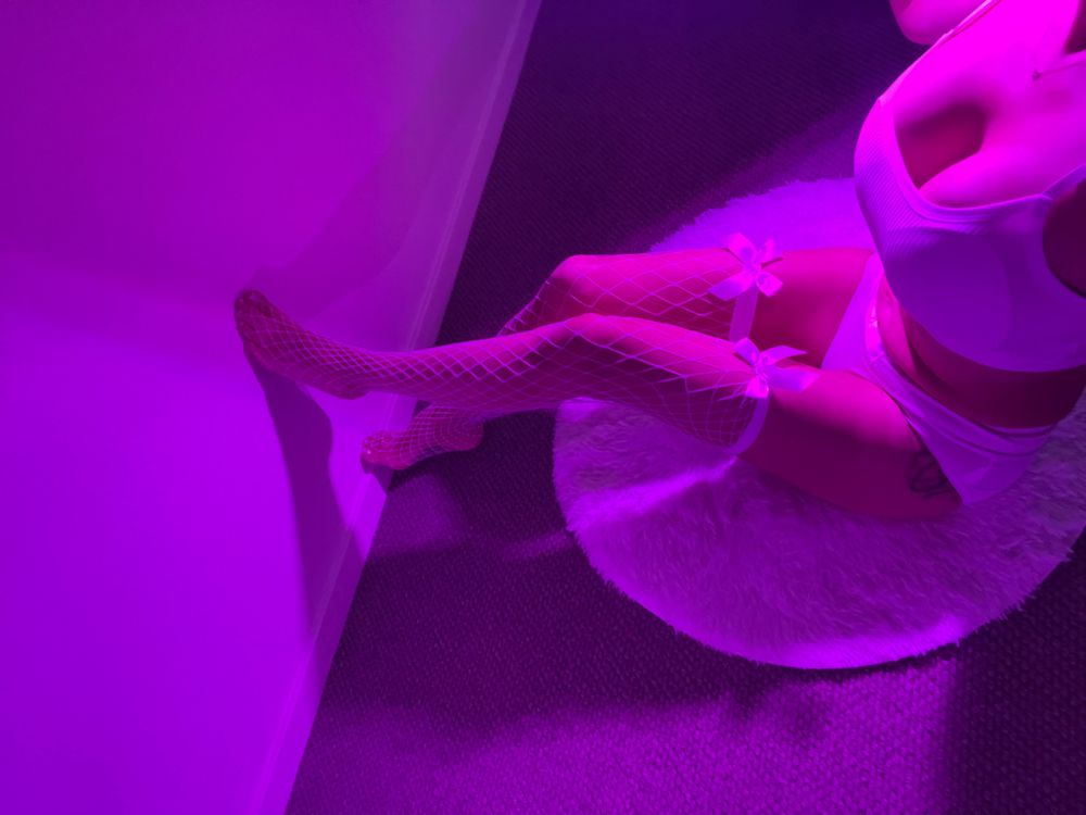 bellafeet_official OnlyFans profile picture