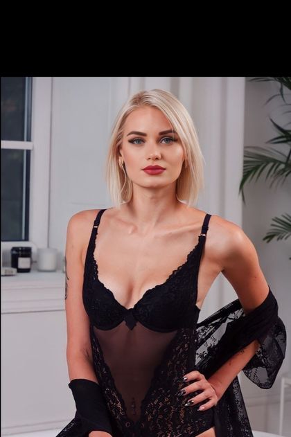 sweet-asy-blond OnlyFans picture