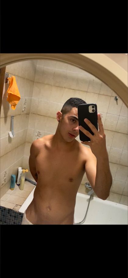 u251970336 OnlyFans picture