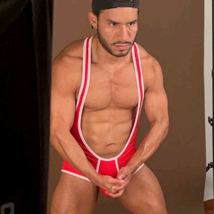 eynarlevy OnlyFans picture