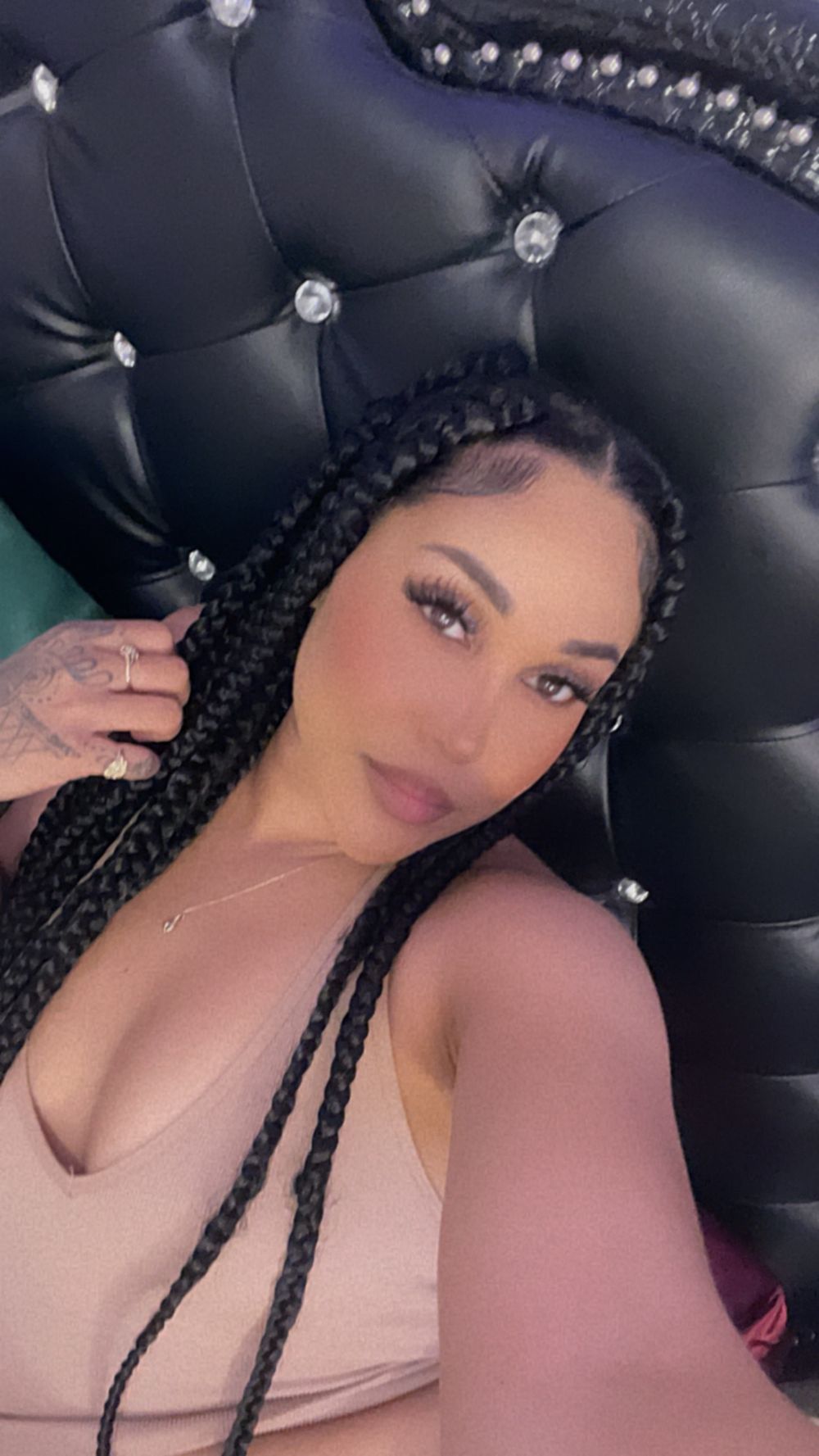 ni3sha33 OnlyFans profile picture