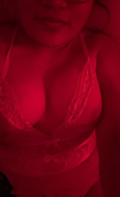 karmencumzzz OnlyFans picture