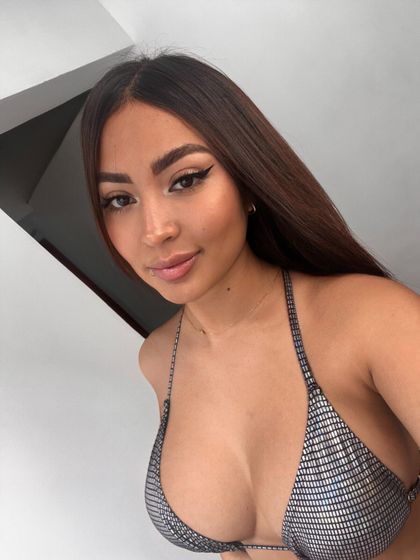 carolondon OnlyFans picture