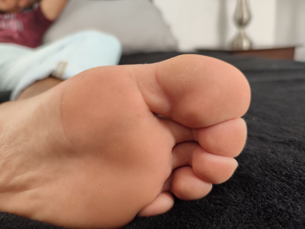 straightfeethouse OnlyFans profile picture