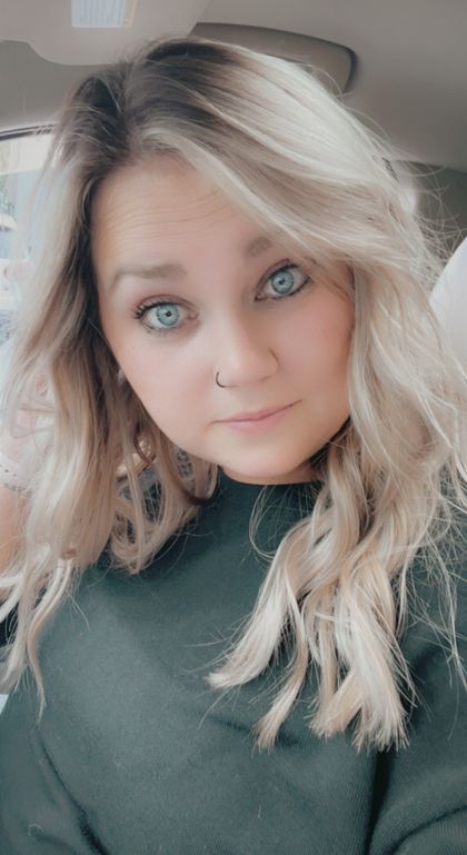 shortblondechicc OnlyFans picture