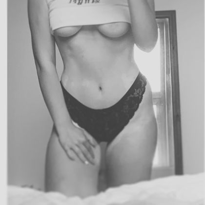 lunaamoon222 OnlyFans picture