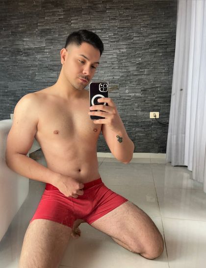 crismartinezpy OnlyFans picture