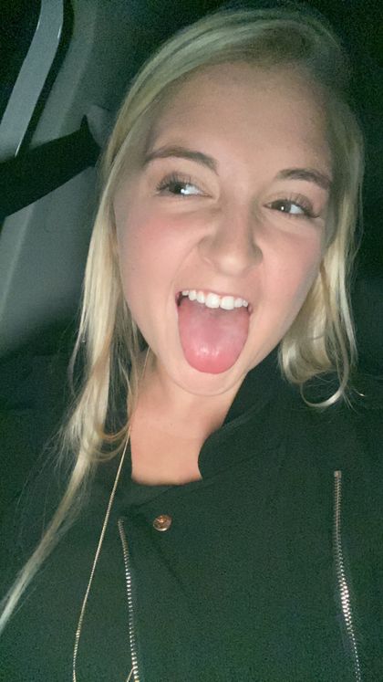 sarahdawn2 OnlyFans picture