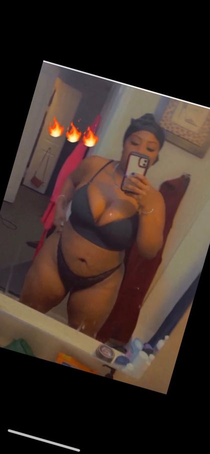 redlightlu OnlyFans picture