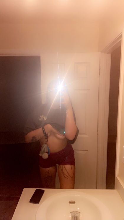 nov3mberbaby OnlyFans picture