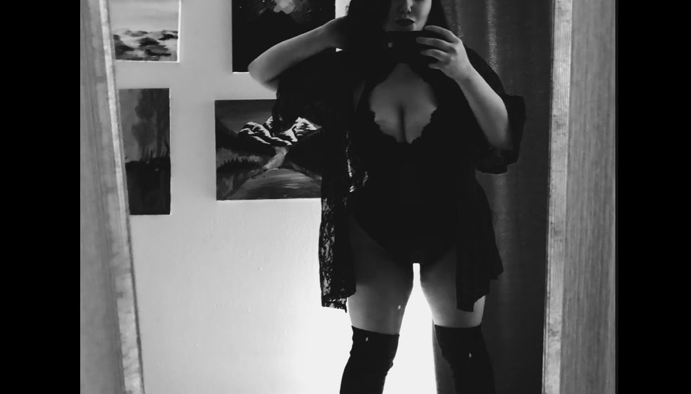 x.honeyb.x OnlyFans profile picture