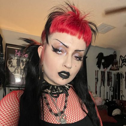 gwenpoison OnlyFans picture