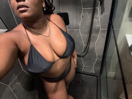 pomeruchii OnlyFans picture