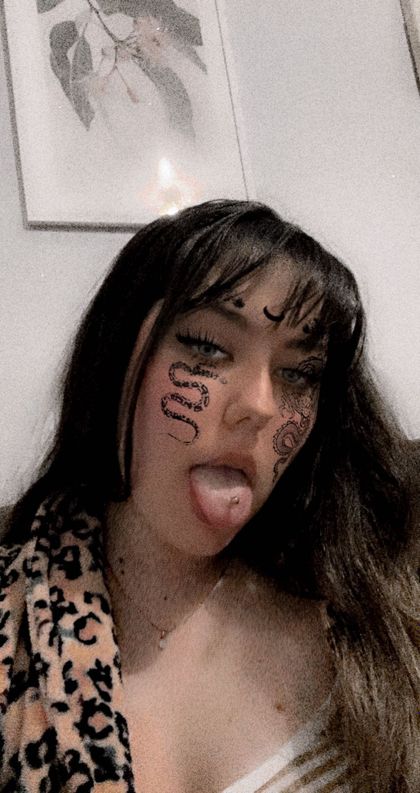 goddessemily.mil OnlyFans picture