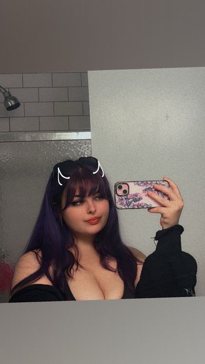 gloomiecutie OnlyFans picture