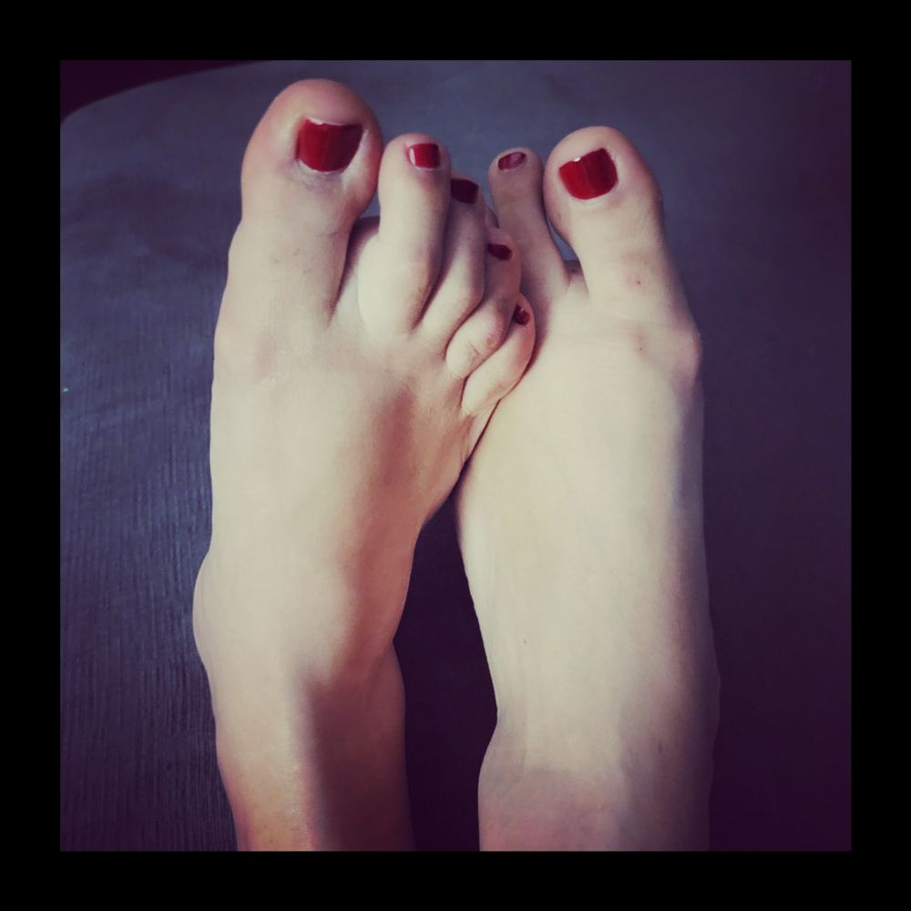 brokelawyerfeets OnlyFans profile picture