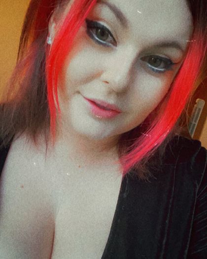 aprilredheart OnlyFans picture