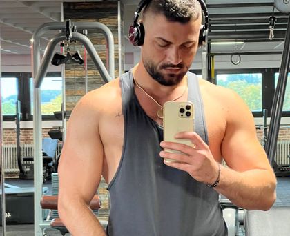 u233594977 OnlyFans picture