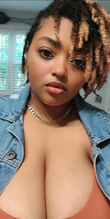 itztoriibayybee OnlyFans picture