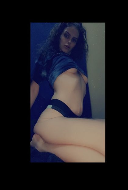 sky3900 OnlyFans picture