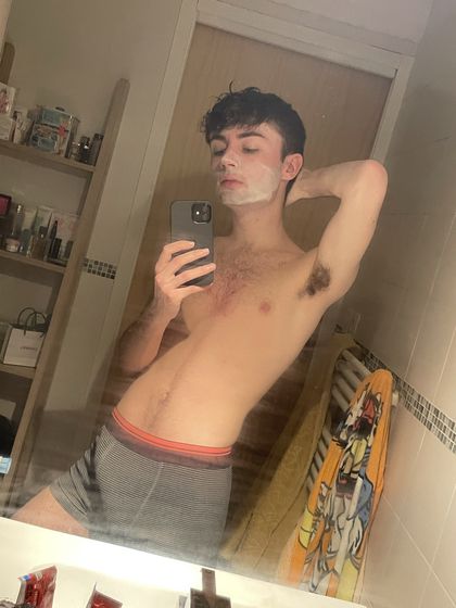 justayoungboy OnlyFans picture