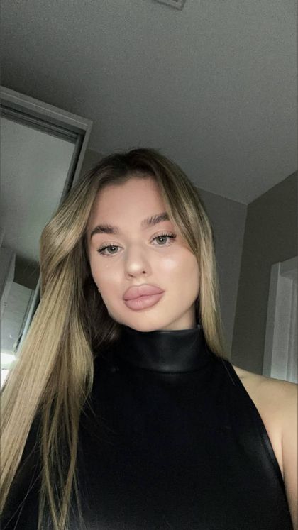julibeautiful OnlyFans picture