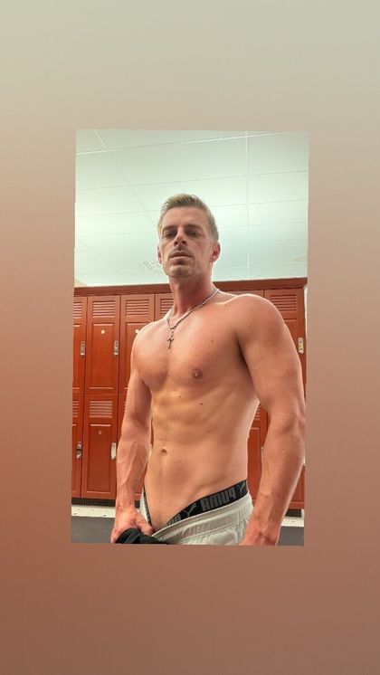 naughty_ronniee OnlyFans picture