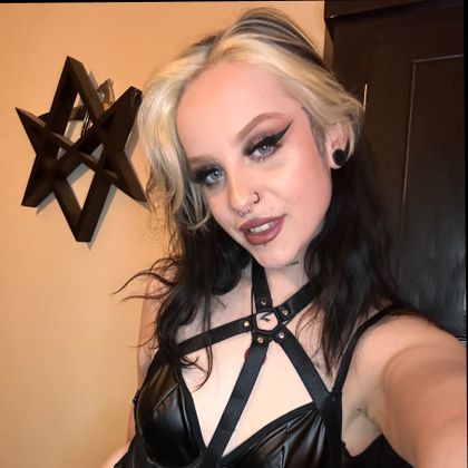 freeang3lbaby OnlyFans picture