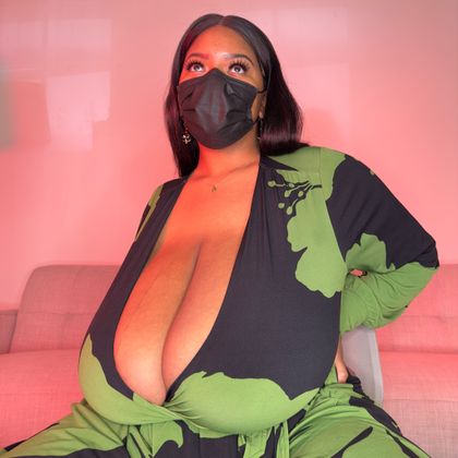 misshoneymia OnlyFans picture