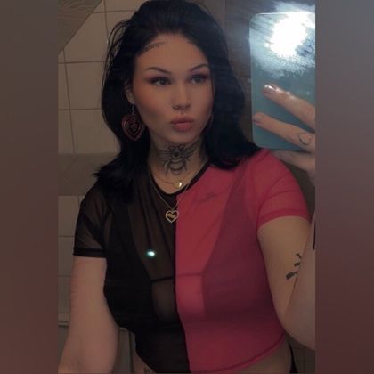 2hot2cry OnlyFans picture