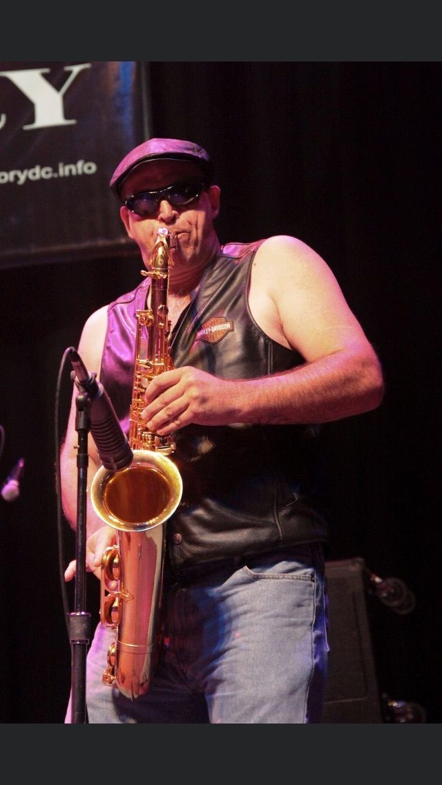 naughtysaxman OnlyFans profile picture