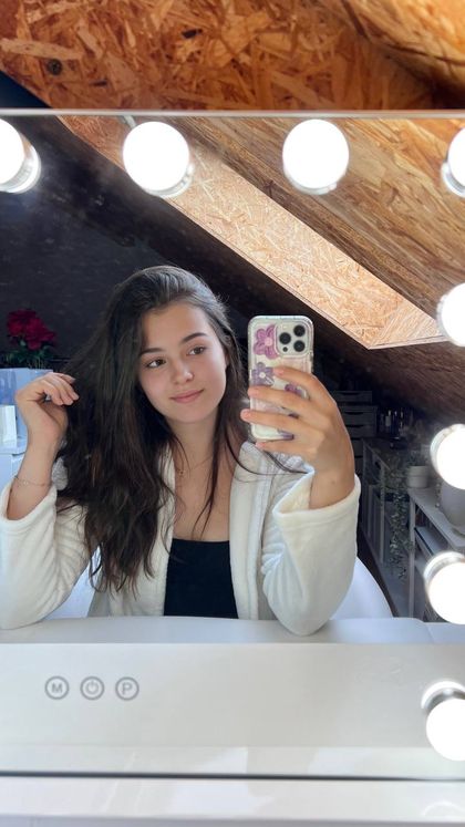 alinamarto OnlyFans picture