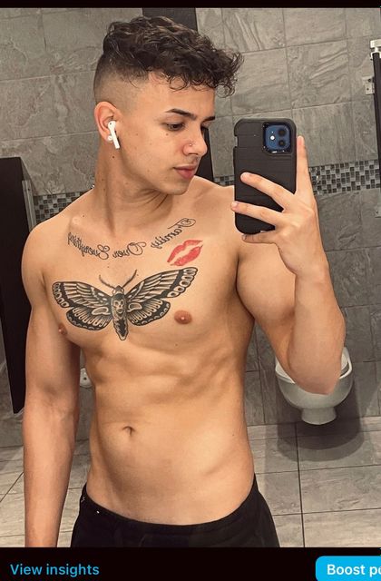 danieeltroya OnlyFans picture
