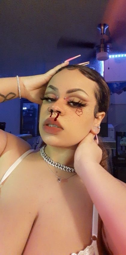 queenhenn OnlyFans picture