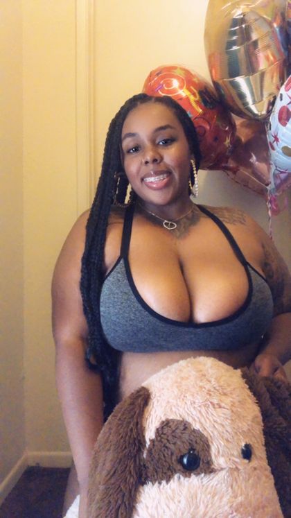 xomonroenoir OnlyFans picture