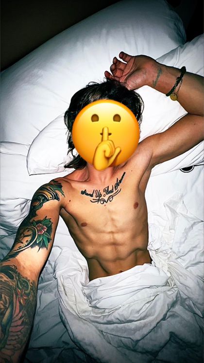 r4ndom_number OnlyFans picture